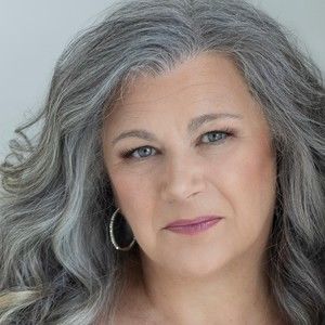 Meet your Posher, Lori-anne